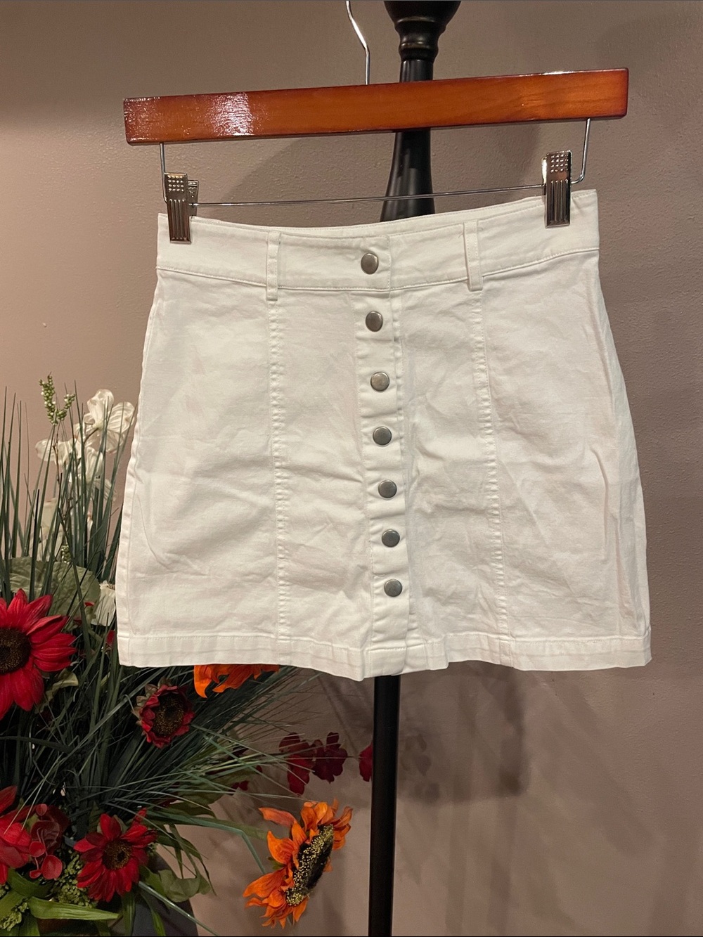 FAVLUX White Button-Front Mini Skirt with Belt Loops